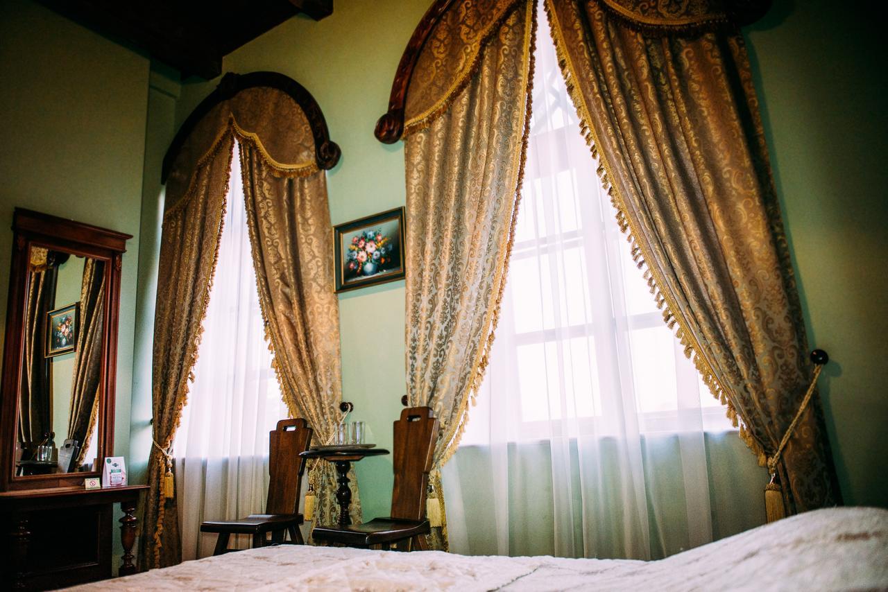 Antique House Hotel Doebno Buitenkant foto