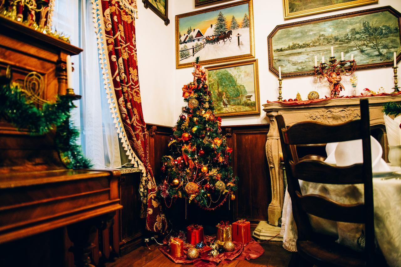 Antique House Hotel Doebno Buitenkant foto