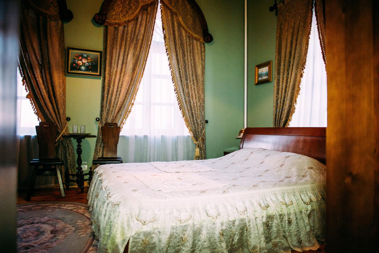 Antique House Hotel Doebno Buitenkant foto