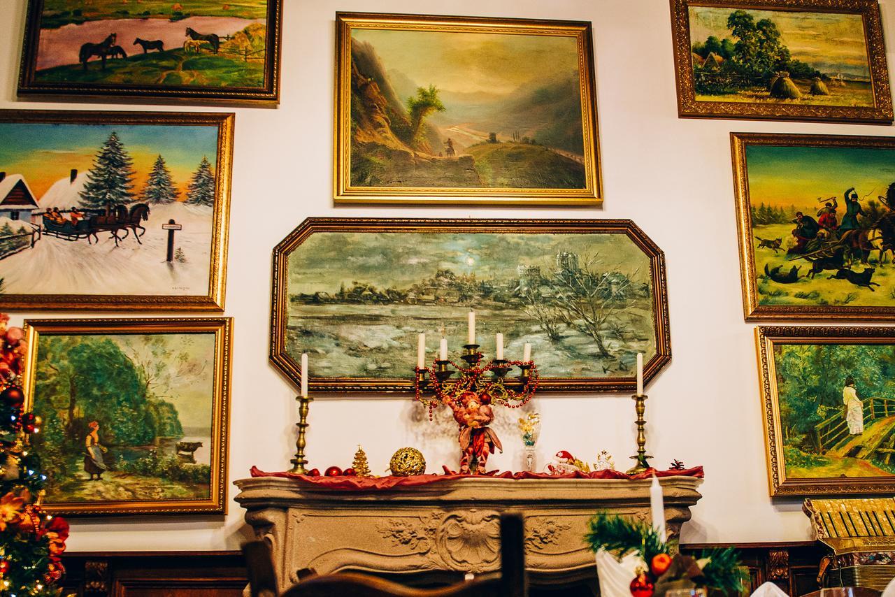 Antique House Hotel Doebno Buitenkant foto