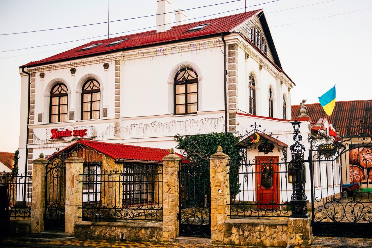 Antique House Hotel Doebno Buitenkant foto