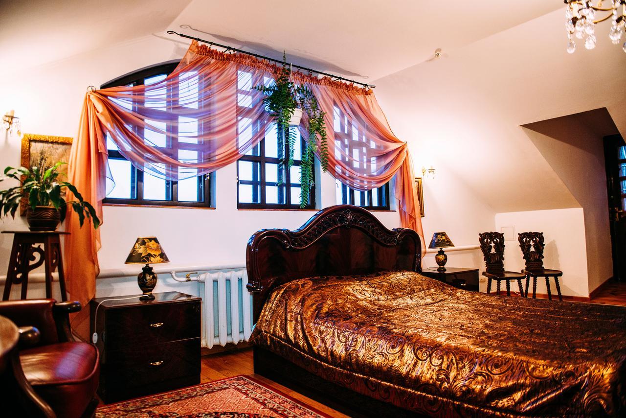 Antique House Hotel Doebno Buitenkant foto